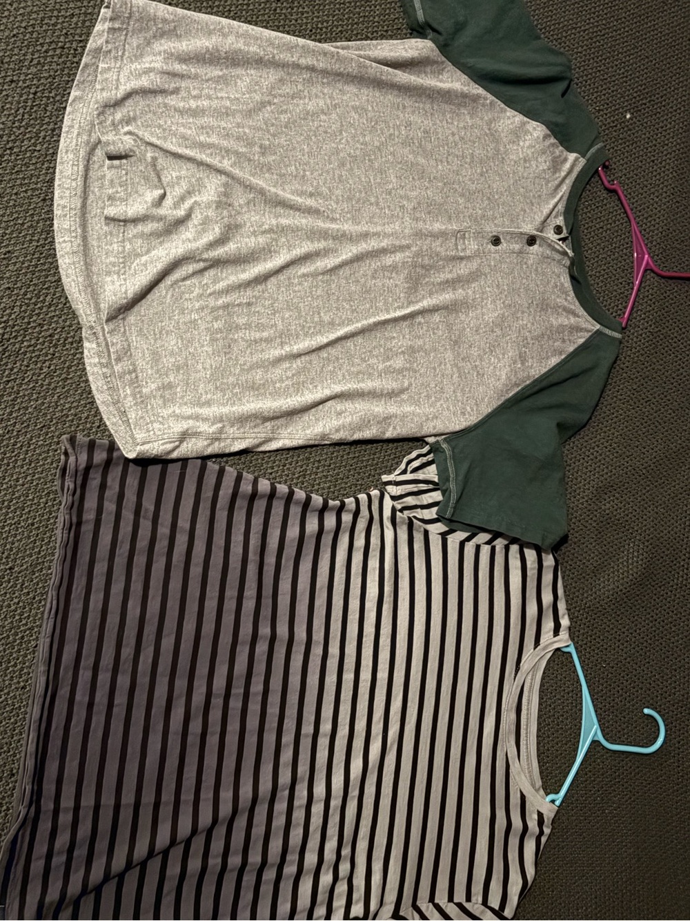 American Eagle mens medium shirts